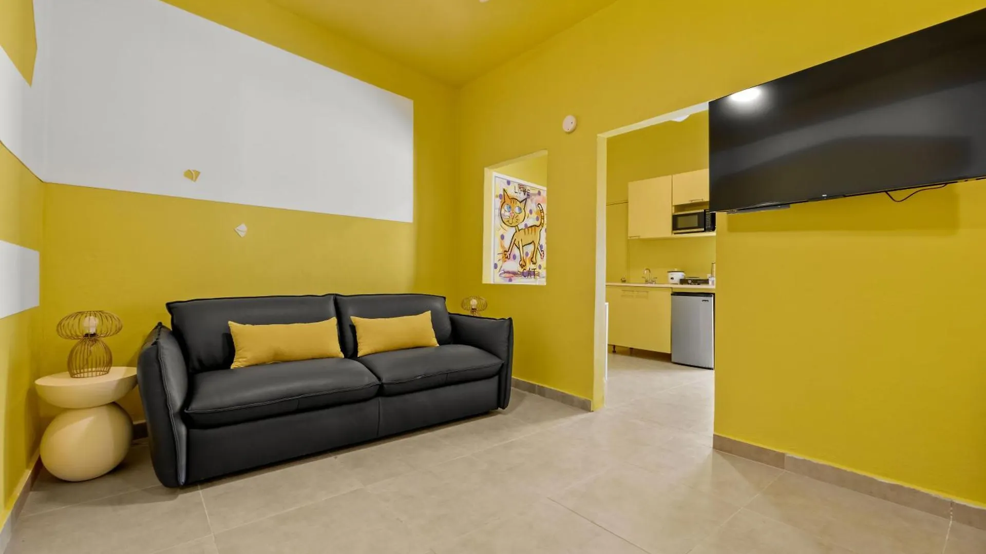 Artistic One-Bedroom Garden Apartment In Sj Mm9 San Juan