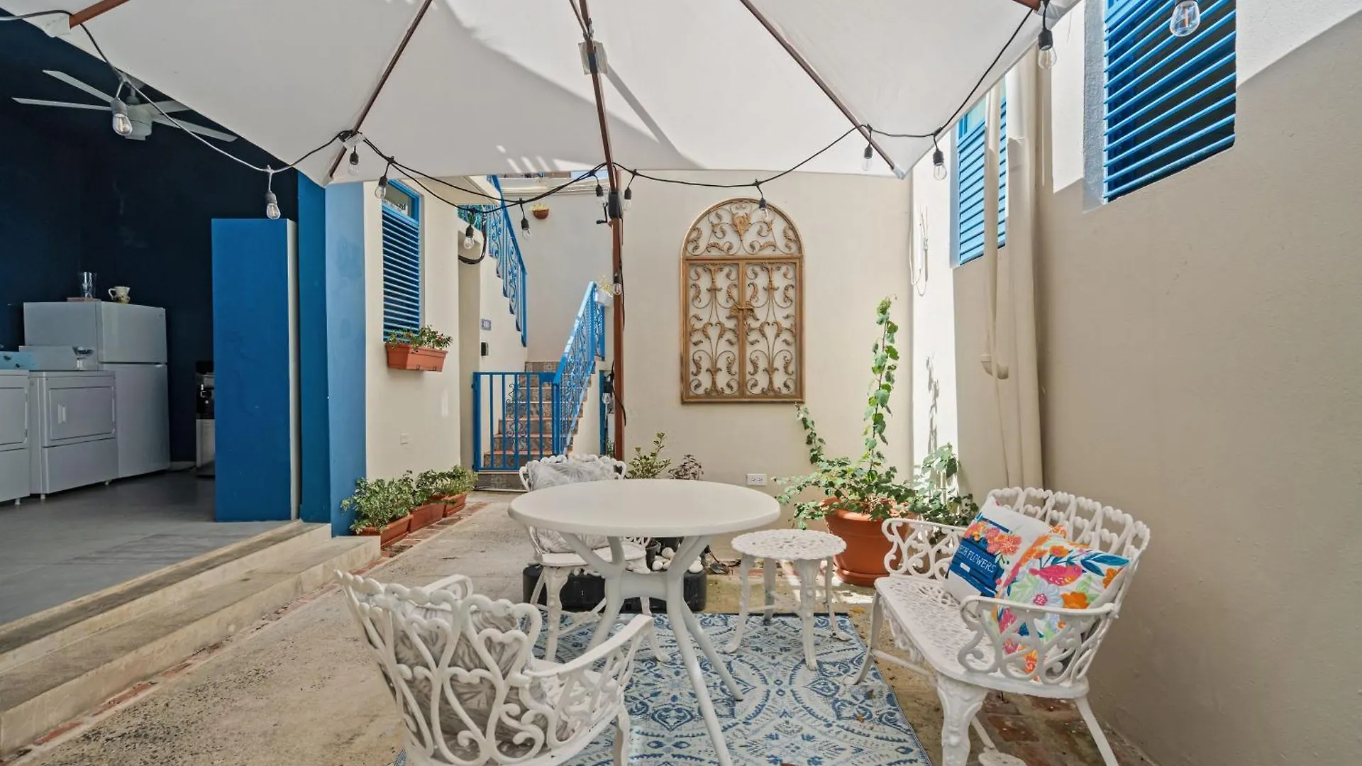 Artistic One-Bedroom Garden Apartment In Sj Mm9 San Juan
